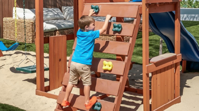 RIVIERI_CHILDREN-2-840X470